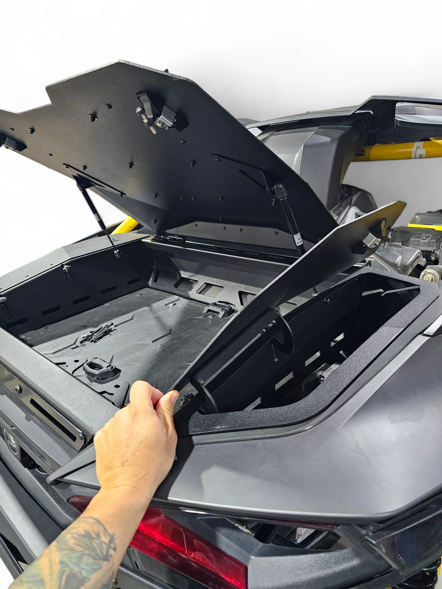 Maverick R Volt Baja Box